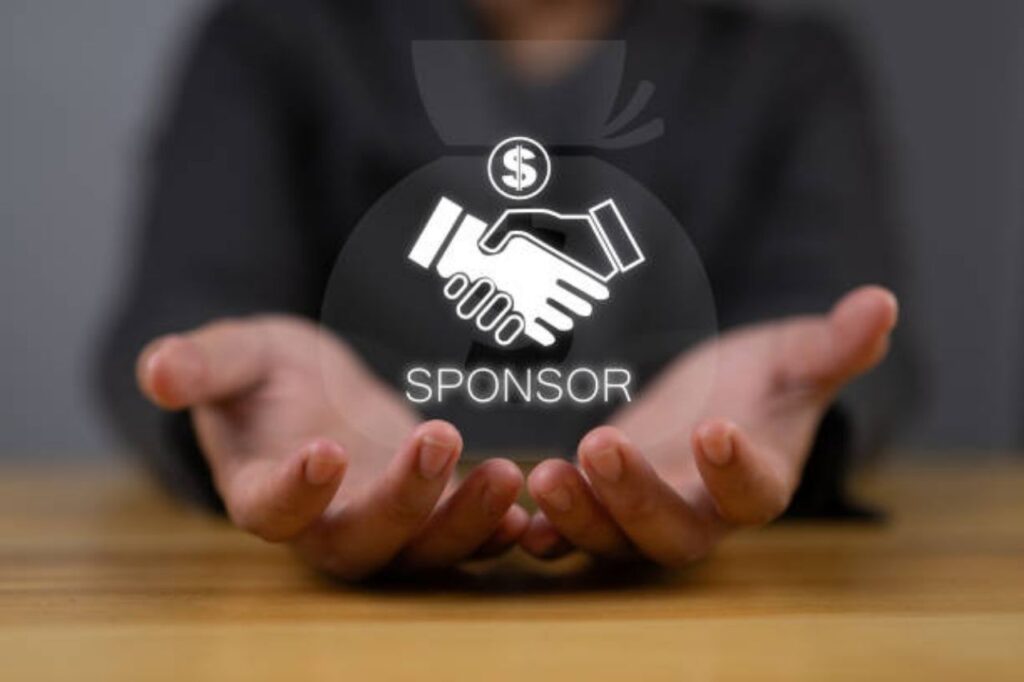 sponsor adalah