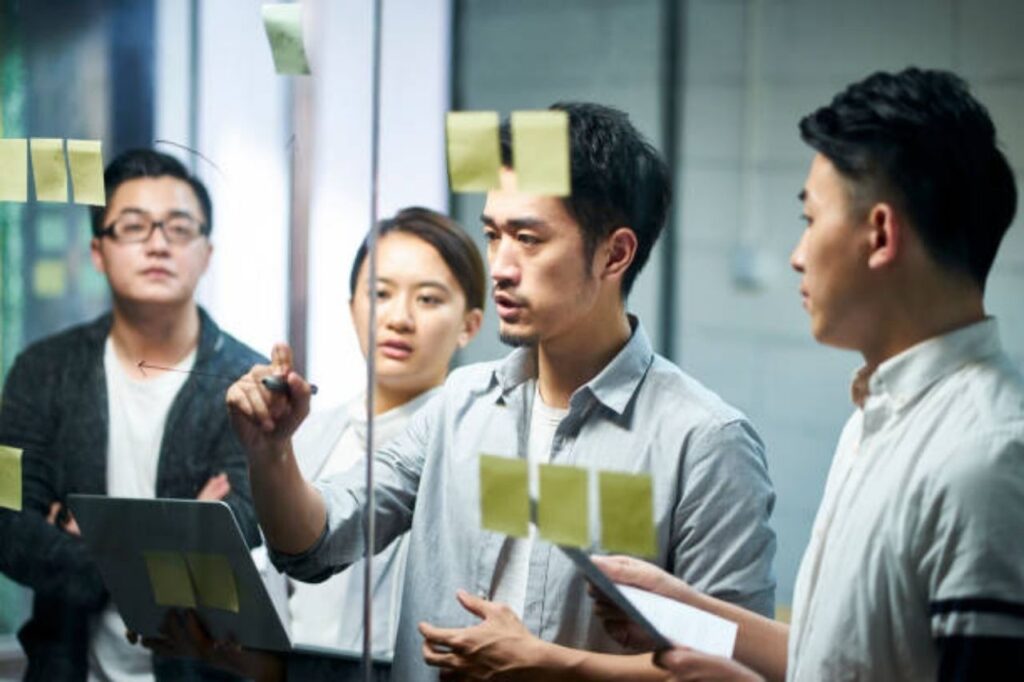 aplikasi project management