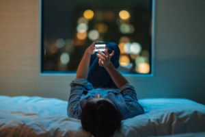 dampak positif internet