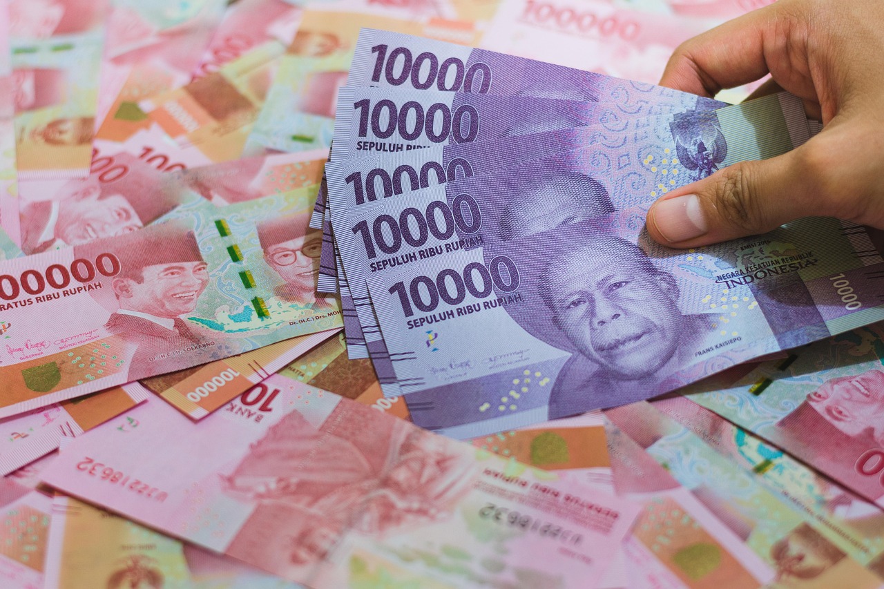 strategi-bisnis-menghadapi-fluktuasi