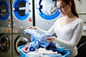 biaya usaha laundry kiloan