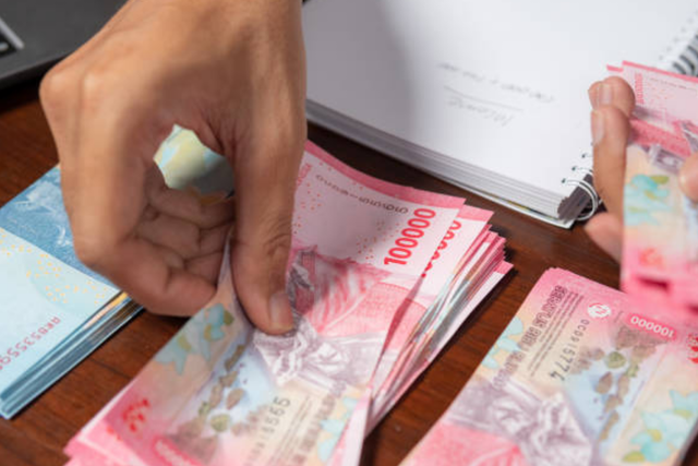 cek angsuran WOM Finance